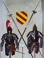 Rstungen aus mehreren Jahrhunderten, © SUS