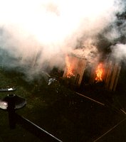 ...in Brand geschossen,© ABR