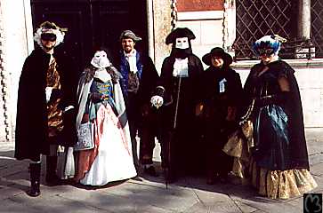 Federico, Conte di Fellazioni; Isabella, Grfin Kinsky; ein Bediensteter; Pietro, Conte Contarini; Ann McDuff (