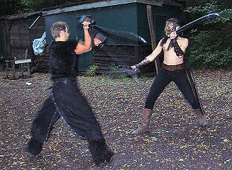 Schwertkampf im NSC-Lager, © HMW