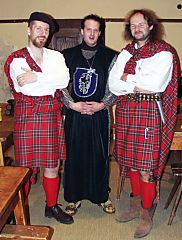 ein Ritter der McStoud zwischen Harold of Loch Dawn und Connor GlenFiddich, © HMW