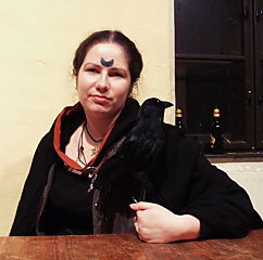 Brann, Hohepriesterin der Erdmutter, © HMW